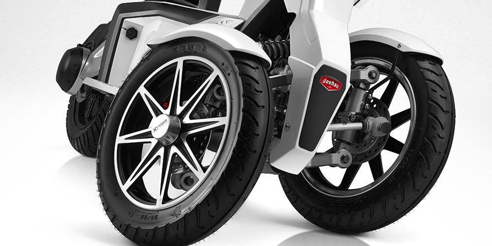 scooter_electrique_3_roues_doohan_itank_50_pneu_kenda_1024x.jpg